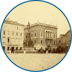Oval